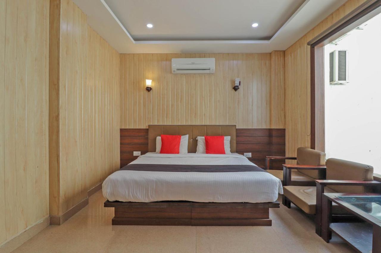 Capital O 76444 Hotel Hill-Top Inn Narendra Nagar מראה חיצוני תמונה
